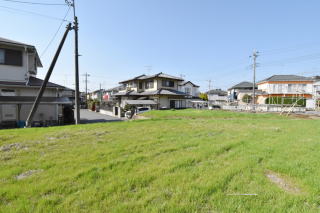 榎戸駅徒歩18分 830万円